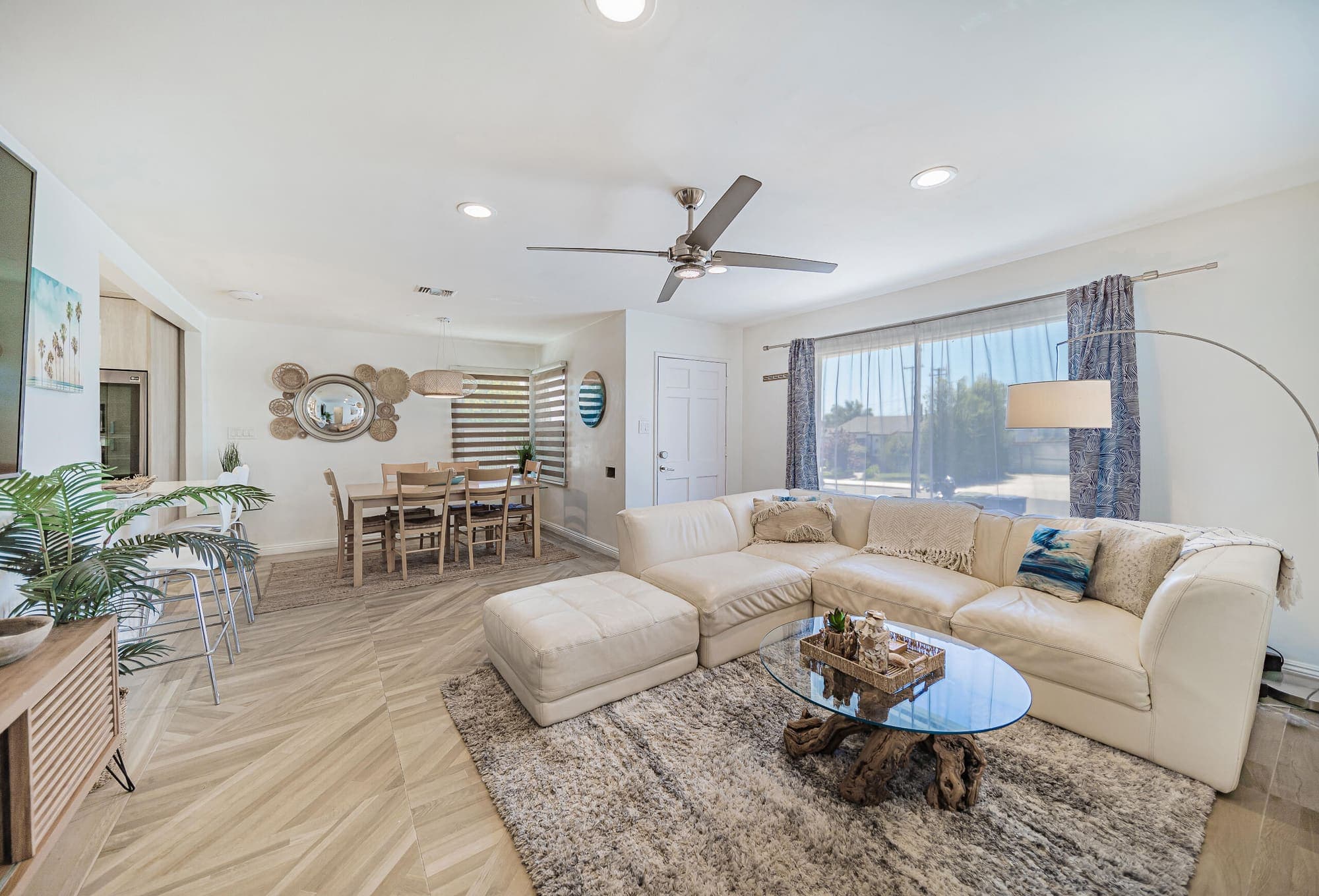 Short-Term & Mid-Term Rentals